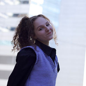 Meet your Posher, Layla